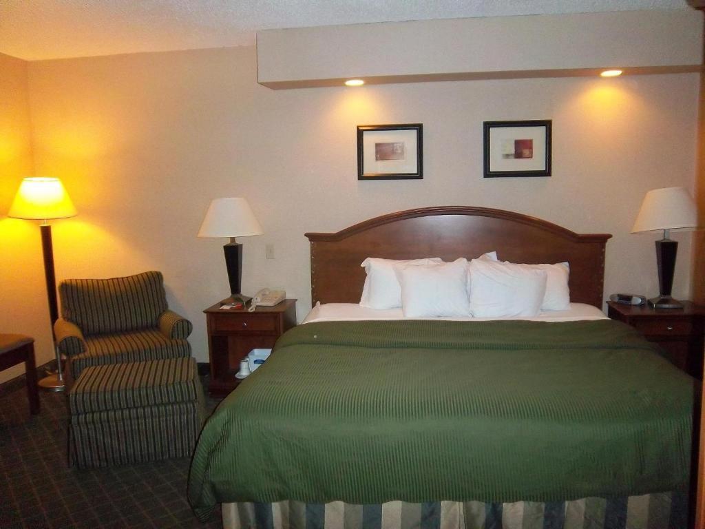 Howard Johnson Grand Forks Zimmer foto