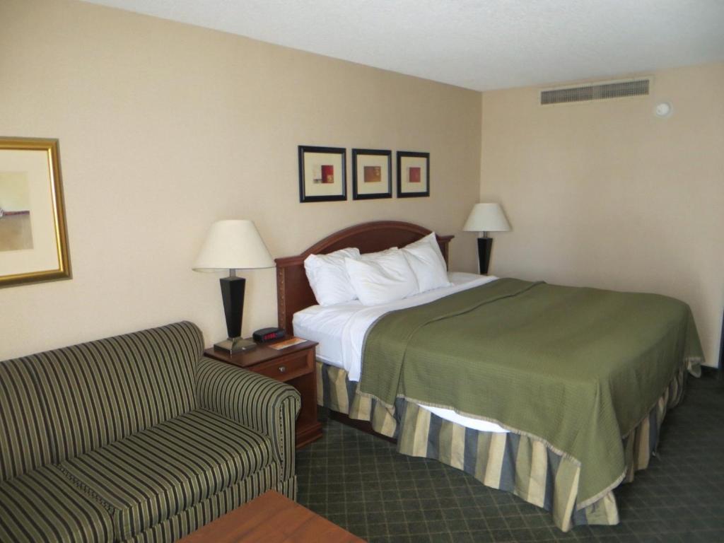 Howard Johnson Grand Forks Exterior foto
