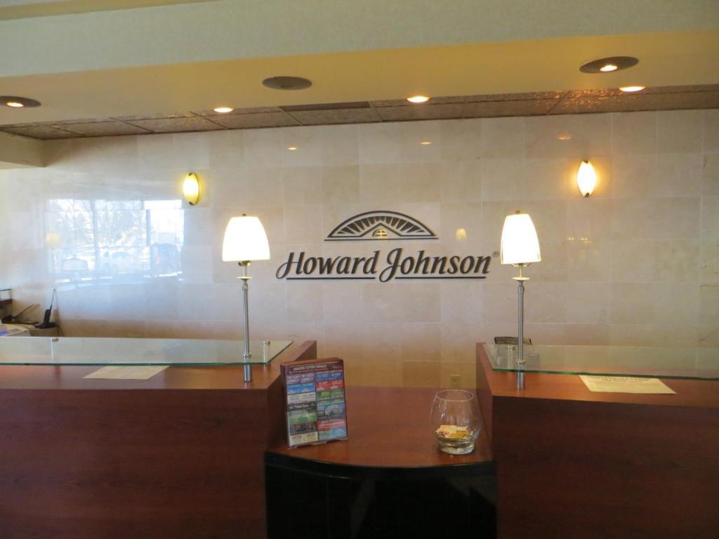 Howard Johnson Grand Forks Exterior foto